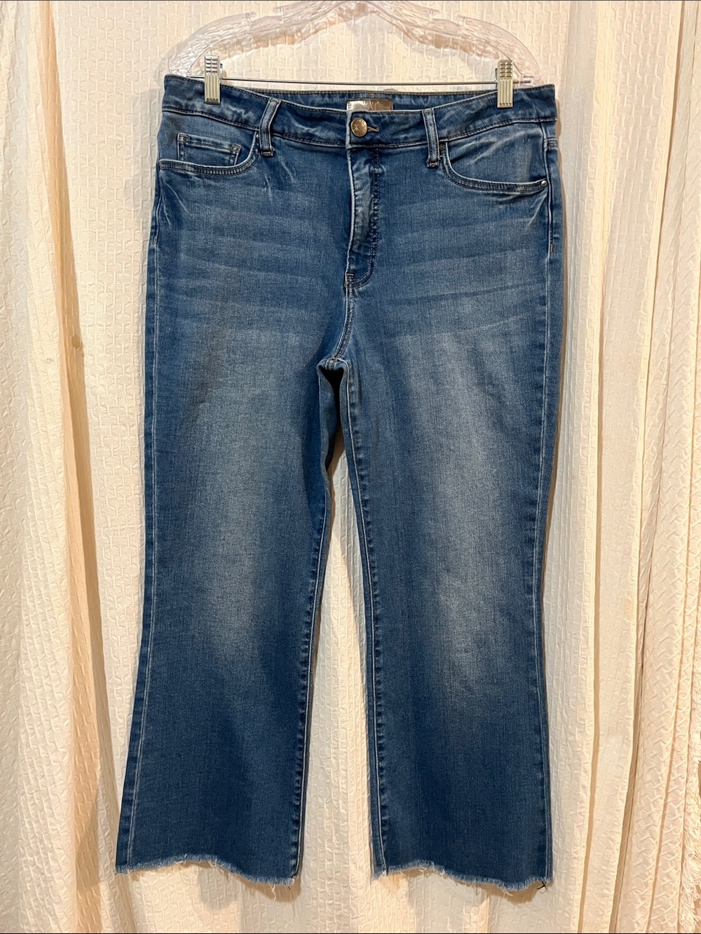 KUT From The Kloth - Sz 14 - Raw Hem - Cropped - Made by women for women